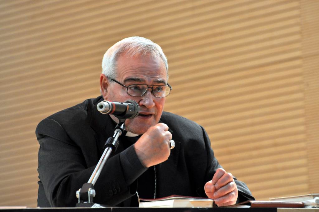 RAGIONE E FEDE/ Luigi Negri cosa vuol dire difendere la Chiesa dagli