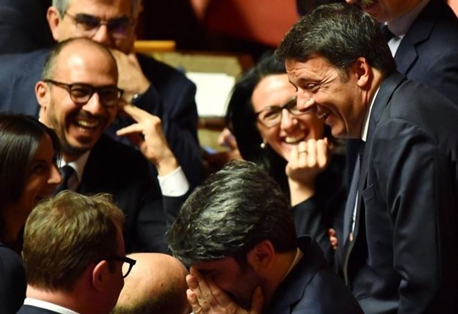 Matteo Renzi al Senato (LaPresse)