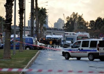 attentato_turchia_terrorismo_polizia_bomba_attacco_isis_lapresse_2017