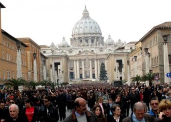 chiesa_sanpietro_conciliazione_roma_lapresse_2015