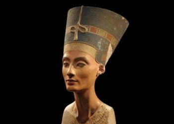 nefertiti_tomba_wikipedia
