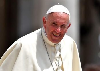 papa_francesco_zoom11_lapresse_2018