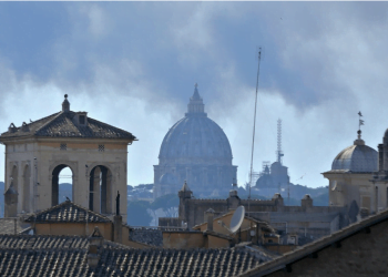 roma_citta_sanpietro_cupola_lapresse_2015