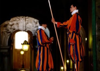 vaticano_guardie_pixabay