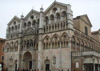 Ferrara_duomo_Cc_I_Saliko