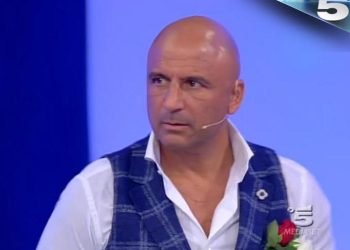 Nino_Castanotto_trono_over