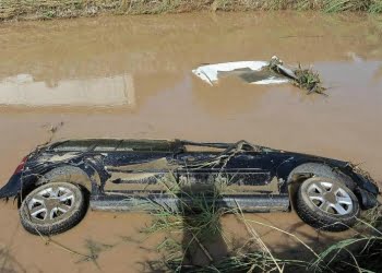 alluvione_livorno_meteo_toscana_auto_allagamenti_maltempo_lapresse_2017