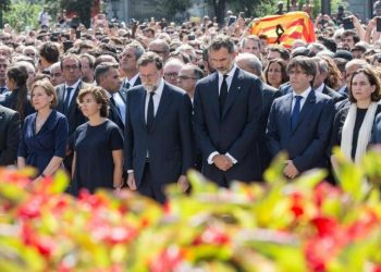 attentato_barcellona_spagna_rajoy_felipeVI_lapresse_2017