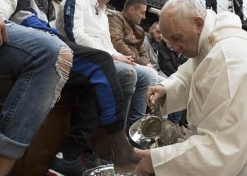 carcere_carcerati_papa_francesco_piedi_lapresse_2018