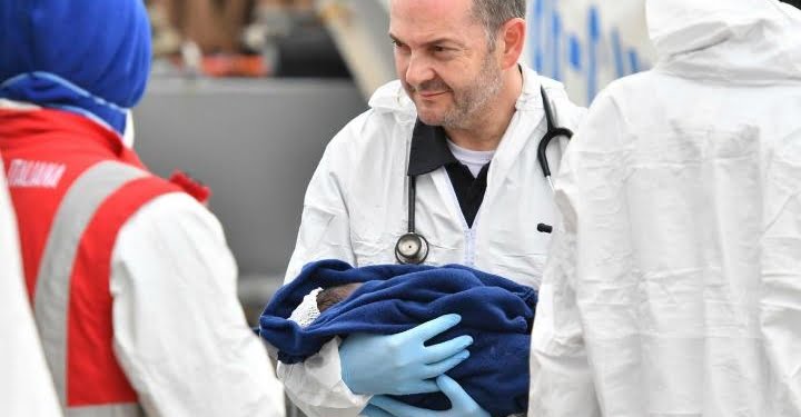 immigrazione_migranti_bambino_lapresse_2017