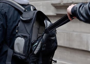 ladro_borseggiatore_pixabay