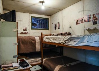 prigione_letti_lapresse_2017