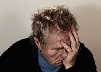 uomo_disperato_pikabay