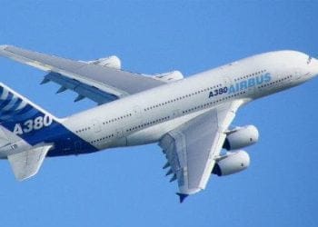 Airbus_A380_R439