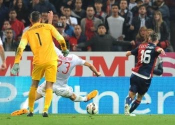 Lestienne_Handanovic