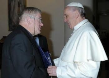 aldotrento_papafrancescoR439