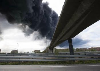 discarica_incendio_disastro_ambiente_danni