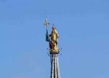 madonnina_duomo_phixr