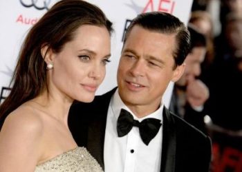 pitt_jolie_brandolinaR439