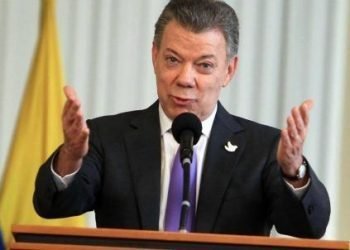 santos_colombia_nobelR439