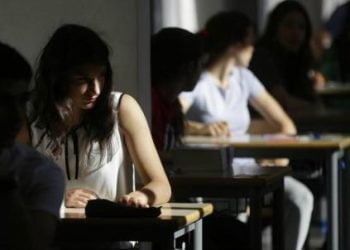scuola_studenti_esame5R439