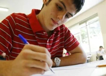 scuola_studenti_esame7R439