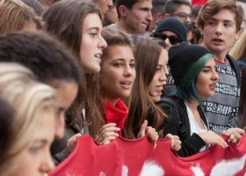scuola_studenti_protestaR439