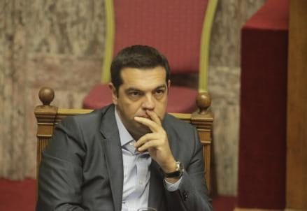 tsipras_pensieroso_R439