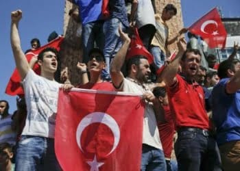 turchia_manifestazione_golpeR439