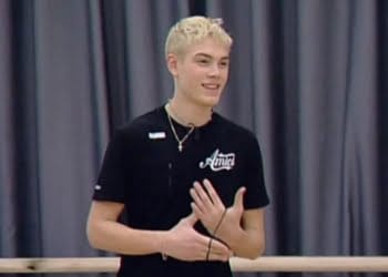 biondo_amici_17_dplay