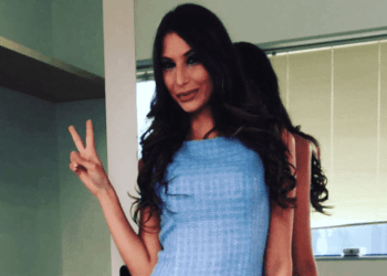 sarah_altobello_sosia_melania_trump