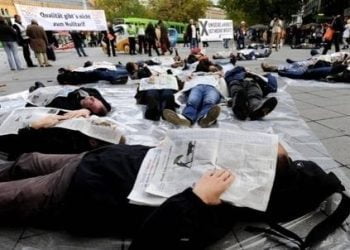 Giornali_ProtestaR439