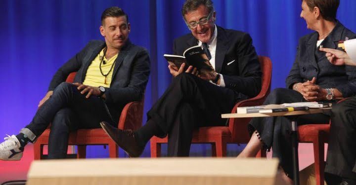 francesco_gabbani_tina_montinaro_luca_barbareschi_maurizio_costanzo_show_cs_2017