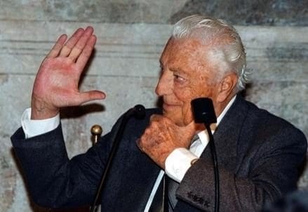 Agnelli_Gianni_ManoR439