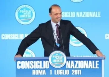 AlfanoSegretarioPdlConsiglioNazionaleR400