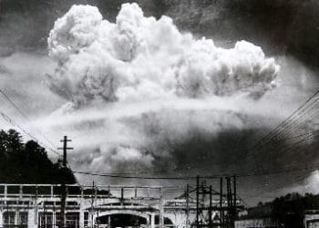 Bomba_Atomica_NagasakiR375