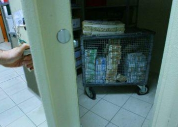 Cassaforte_CaveauR375_15ott08