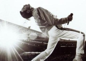 FreddyMercuryR375_030409