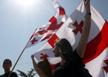 Georgia_Bandiere_RagazziR375