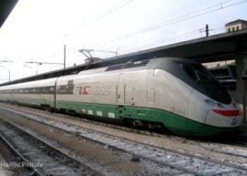 TRENI-R400