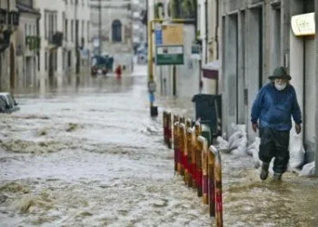 Veneto_Alluvione_Vicenza_StradaR400