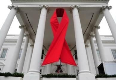 aids-hiv-nastro-rosso