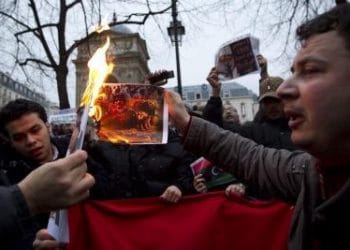 gheddafibruciatoR400