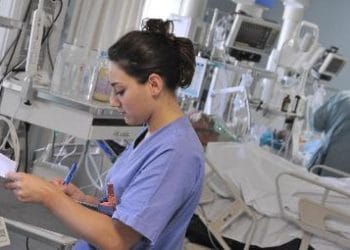 infermiera_ospedale1R375