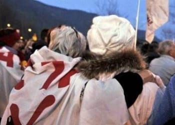 notav_abbraccio_R400