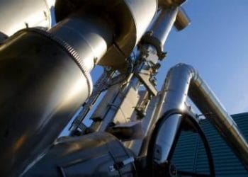 petrolio_raffineria_industriaR400