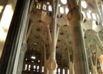 sagrada_familia_internoR400