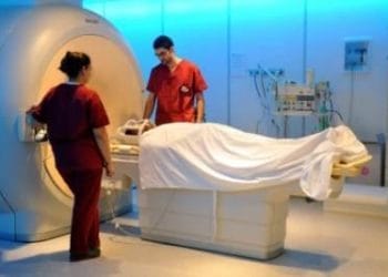 sanita-sanita-tac-policlinico-milano-medici-operazione