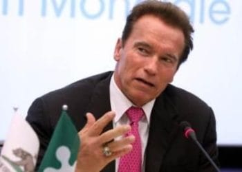 schwarzenegger_ppianoR400