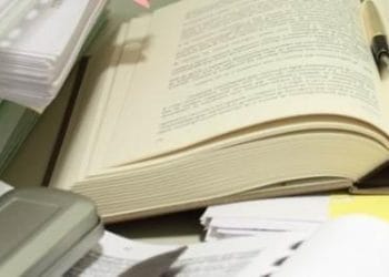 scuola_carte_libroR400